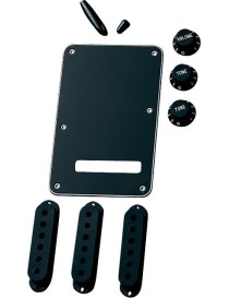 SET ACCESORIOS FENDER STRATOCASTER /EMBELLECEDOR PASTILLAS,TAPA TRASERA,POTES,SELECTOR PASTILLA Y VIBRATO.BLACK 991363000