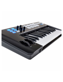 TECLADO CONTROLADOR ALESIS V25 USB/MIDI DE 25 TECLAS Y 8 PADS