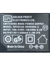 FUENTE DE ALIMENTACIÓN DC9V 600 mA + dentro, - fuera