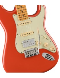 GUITARRA ELÉCTRICA FENDER PLAYER PLUS STRATOCASTER HSS PF FIESTA RED 147322340 CON FUNDA