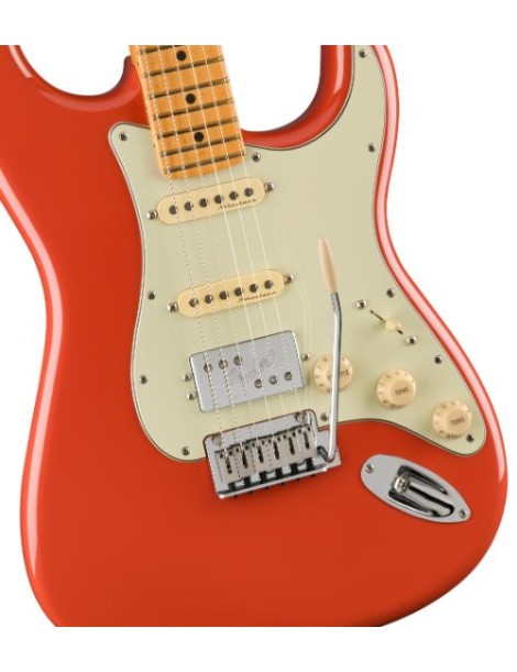 GUITARRA ELÉCTRICA FENDER PLAYER PLUS STRATOCASTER HSS PF FIESTA RED 147322340 CON FUNDA