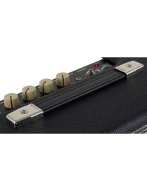 AMPLIFICADOR BAJO FENDER RUMBLE 15, 15W 2370106900